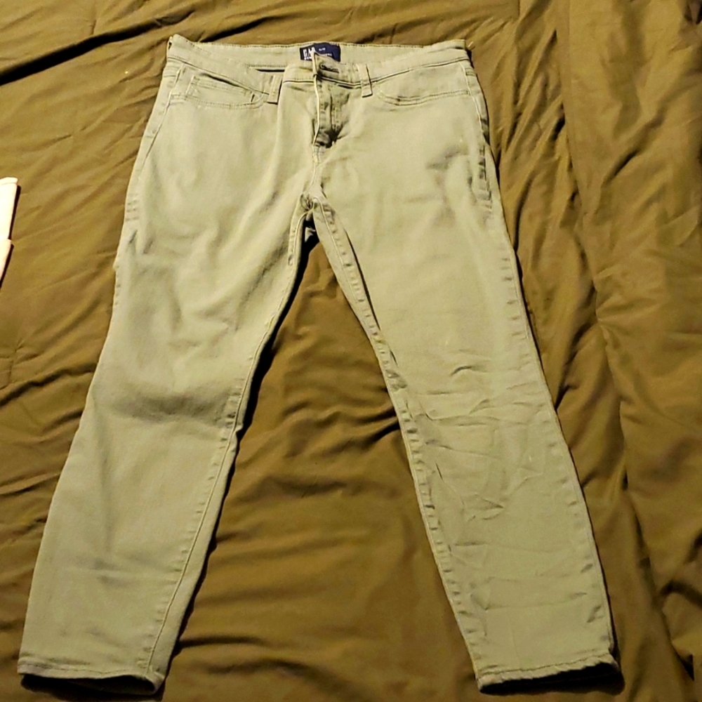 Light green Gap "leggings" but they're jeggings.